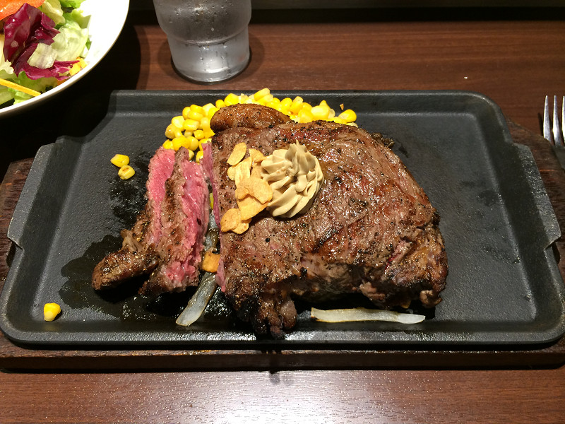 1ポンドのステーキ