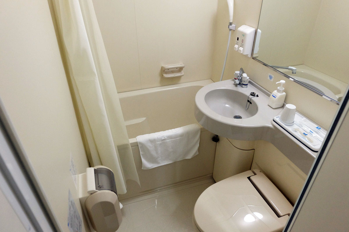 ダブルエコノミー 13.2平米 バスルーム