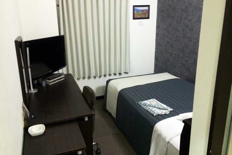 ホテルニューマーブル シングル 14平米