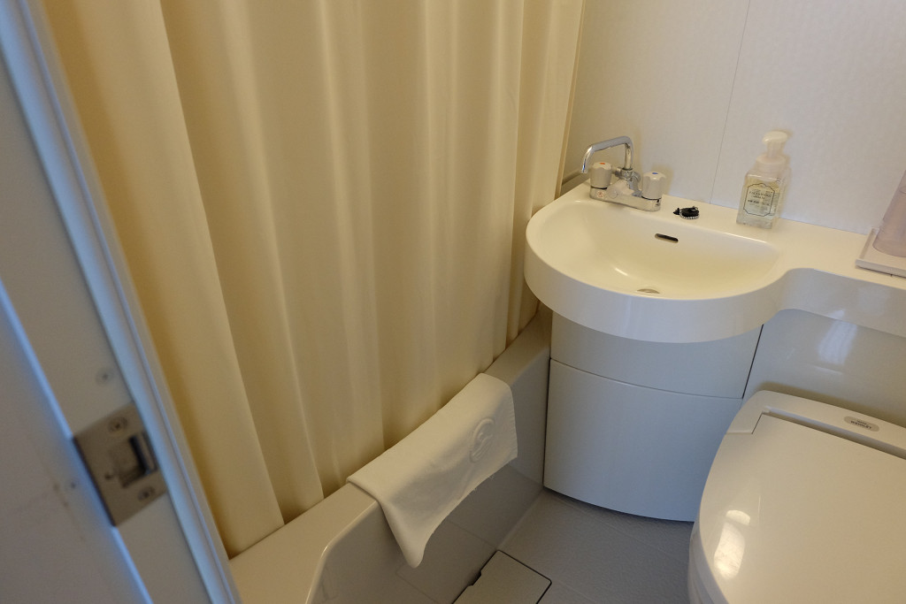 石垣島ホテルククル ダブルルーム バスルーム