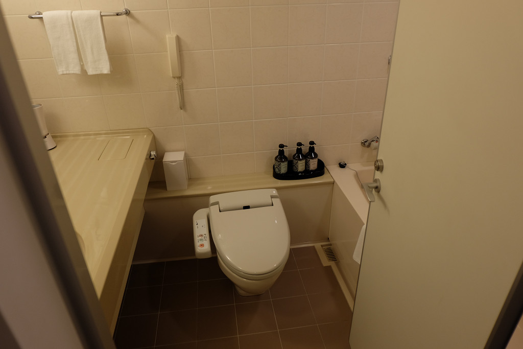 クインテッサホテル佐世保 ダブル バスルーム