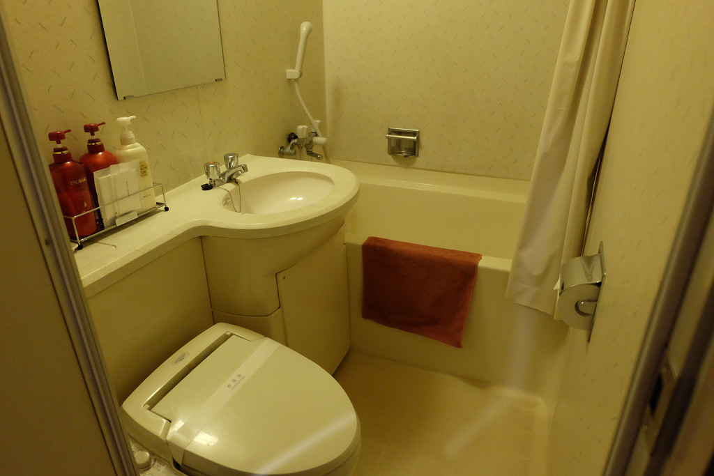 ビジネスホテル東宝イン高松 ツインルーム バスルーム