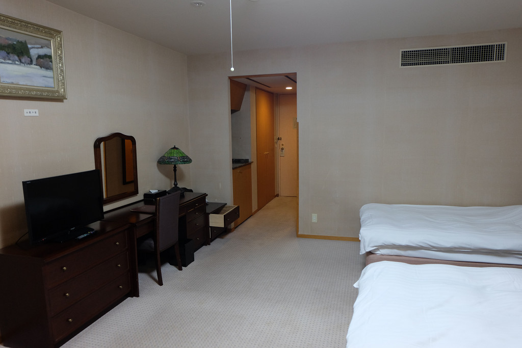 ARCADIA ~ふたつとない景色~ 木もれび洋室 ドア側