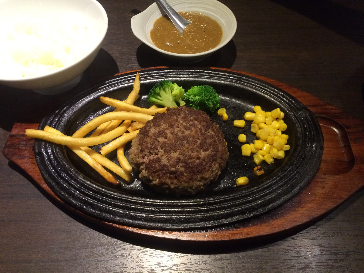 銭場精肉店 五反田「和牛100%ハンバーグ レギュラー 180g」(2016年1月)