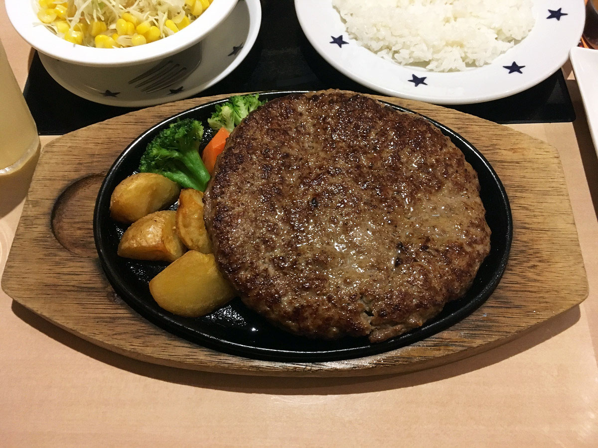 ステーキのどん 大和店「3代目 横綱ハンバーグ 600g」(2017年7月)