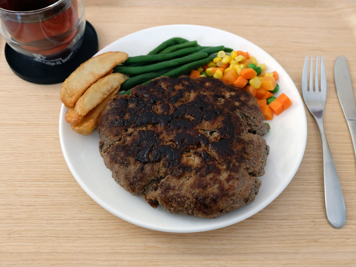 手作りハンバーグ 24オンス(2017年7月)