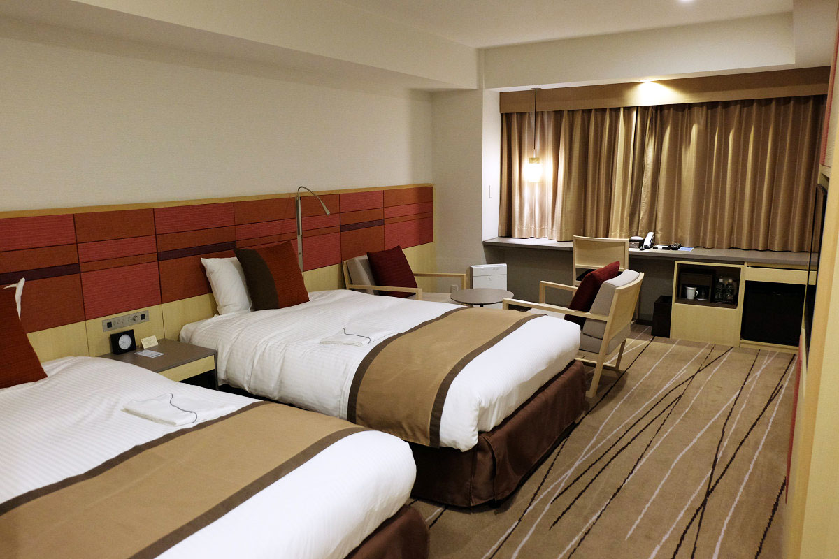 デラックスツイン 18畳