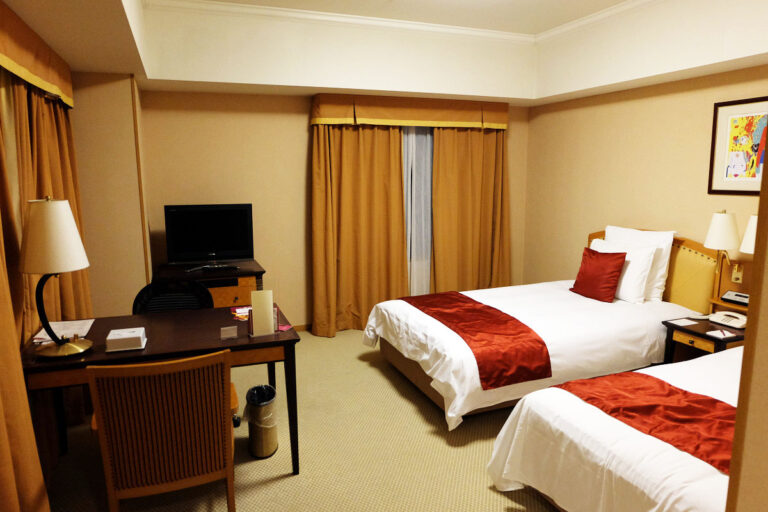 20畳（レギュラーフロアデラックスツイン）