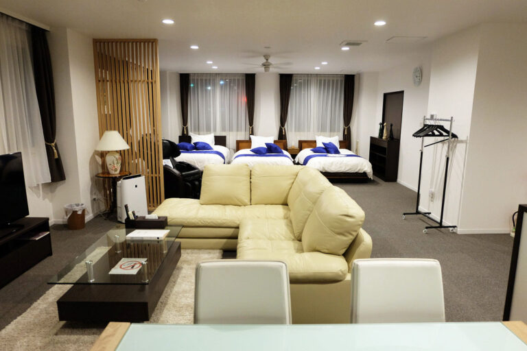 52畳（デラックス202）