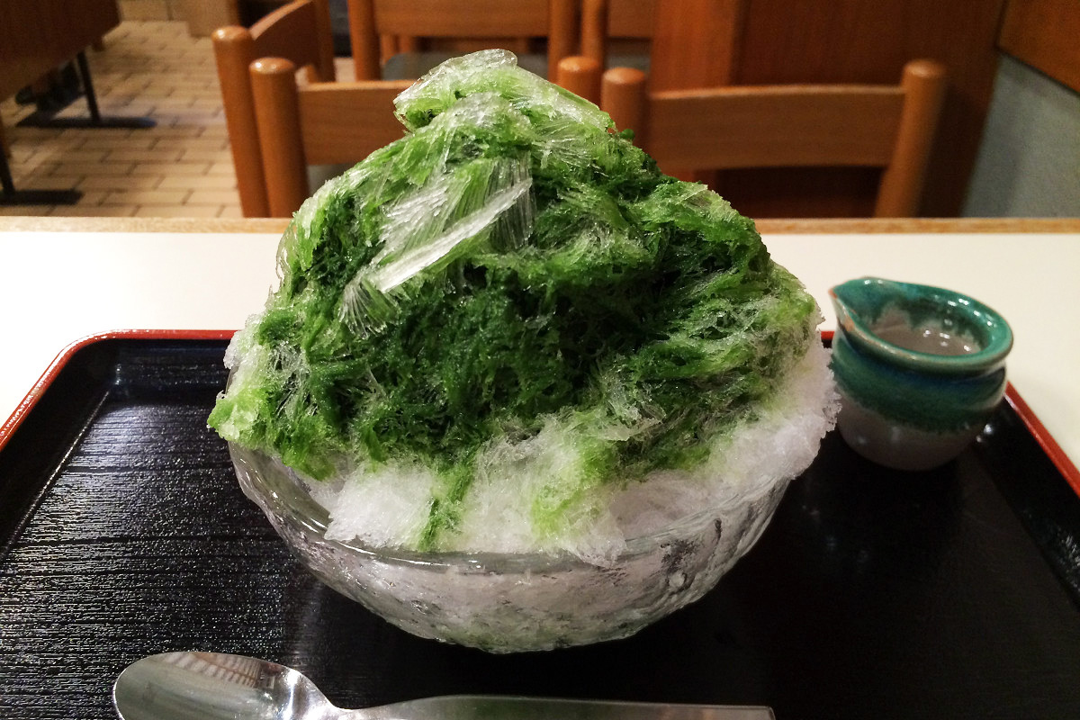 宇治(だるまや餅菓子店)