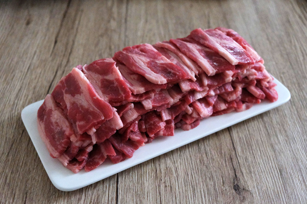 1100gの焼肉の量