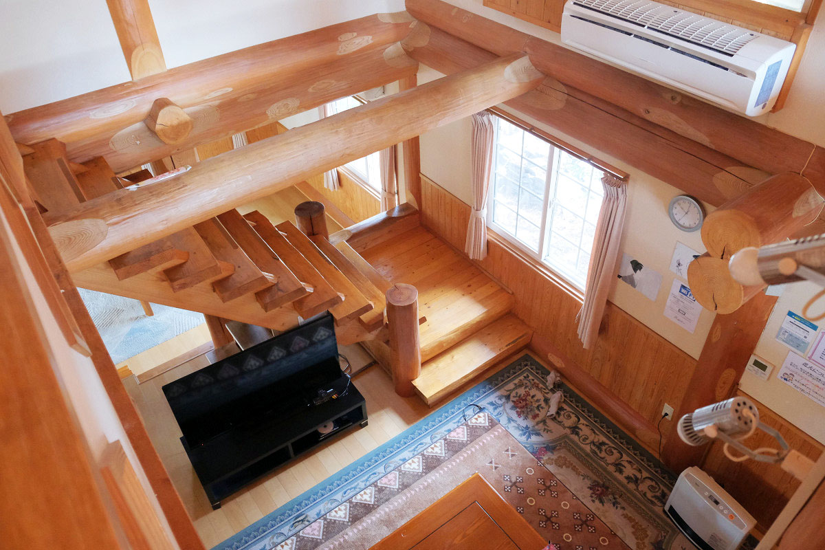 2階から見た1階