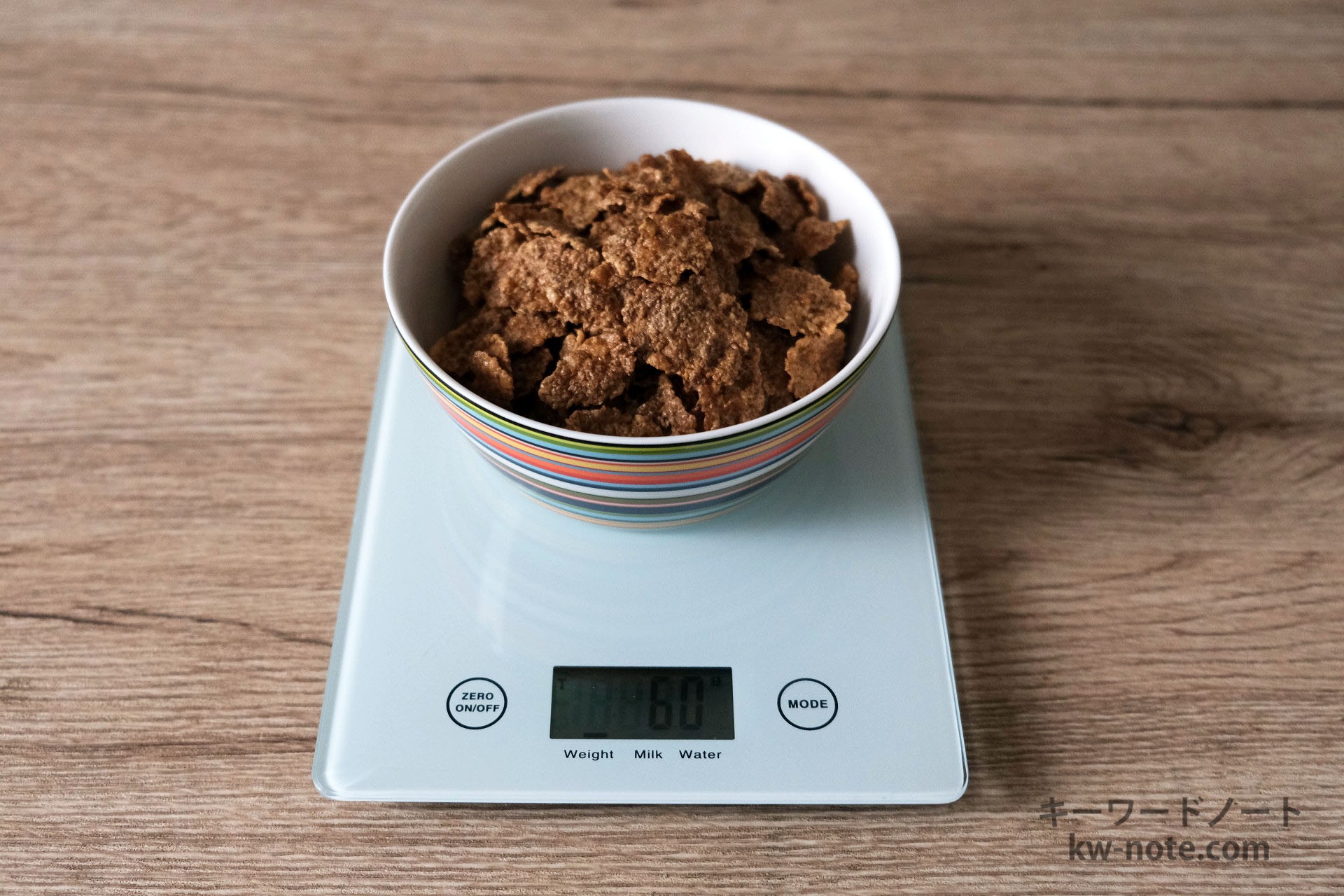 1食分の「オールブラン ブランフレーク」60グラム