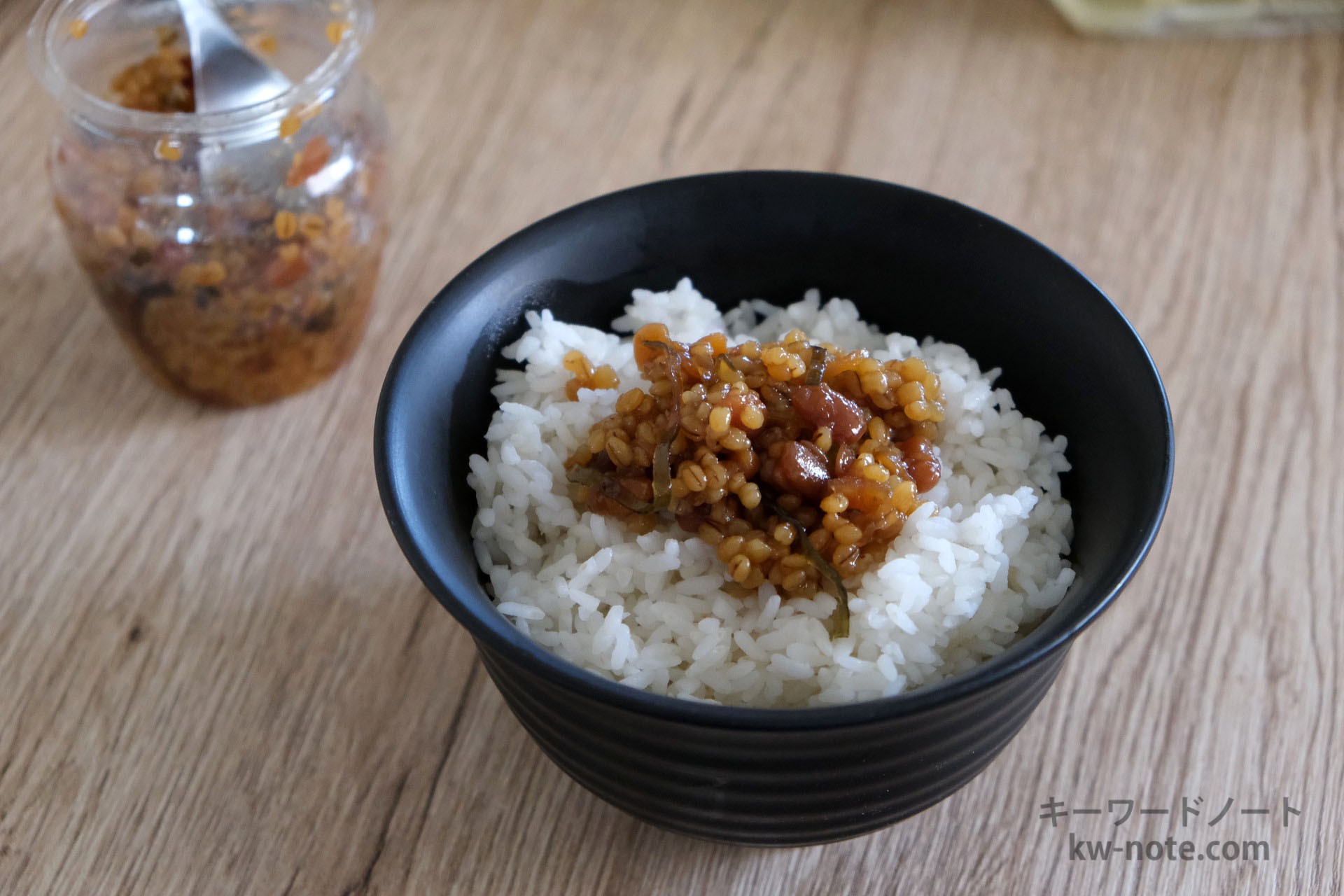 ご飯にのせためし泥棒