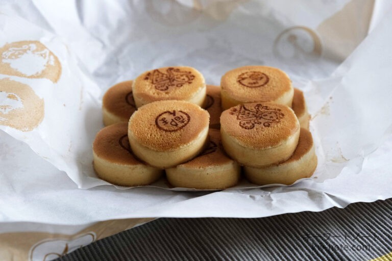 都まんじゅう（つるや製菓）