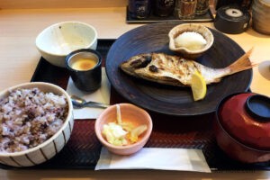 大戸屋 五反田東口駅前店