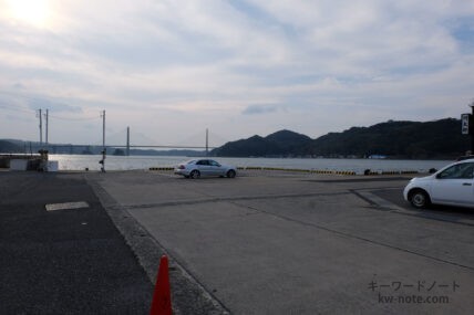 店から見える呼子大橋