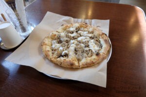 チーズ職人とピッツァ なかむら