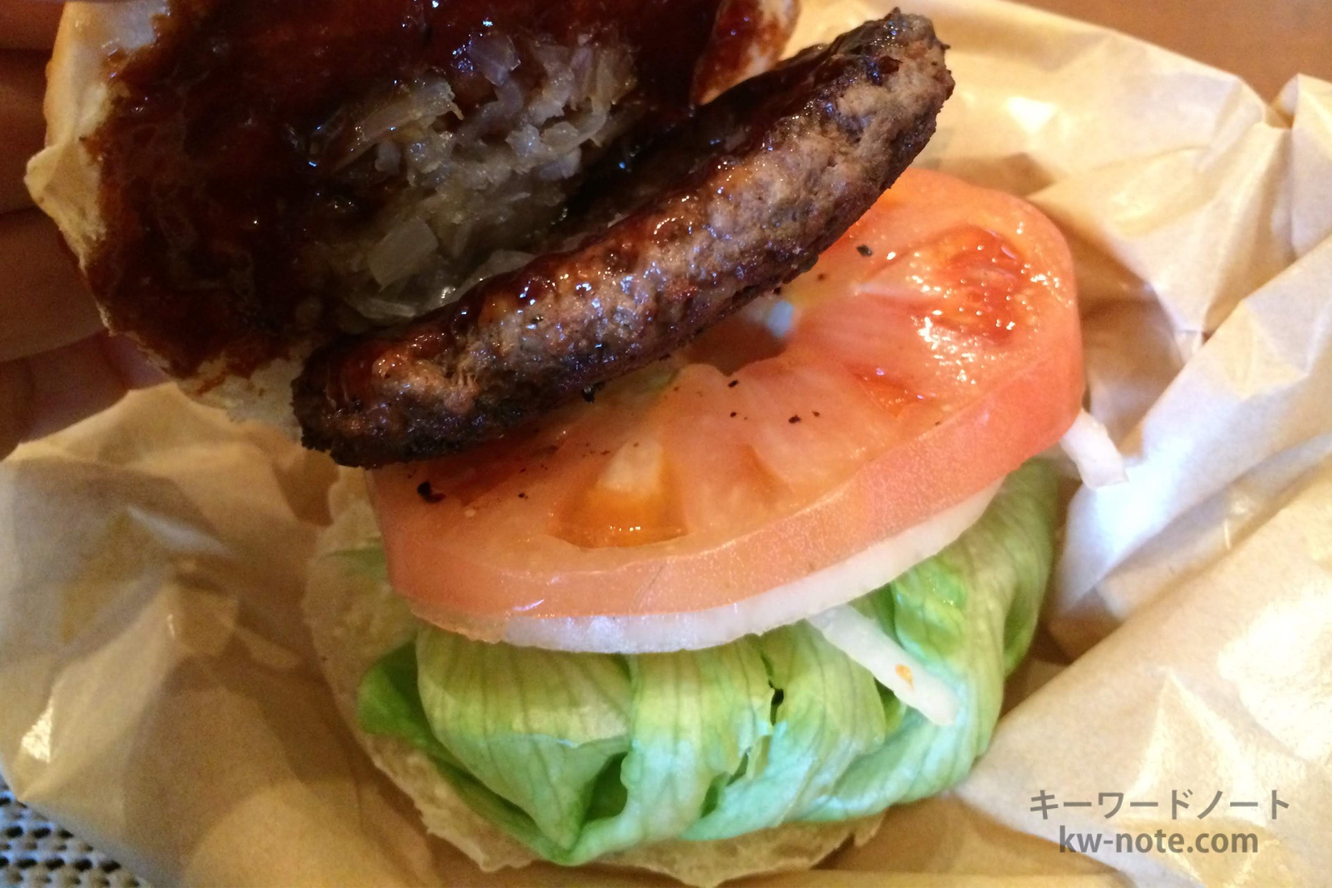 三国バーガーの具材