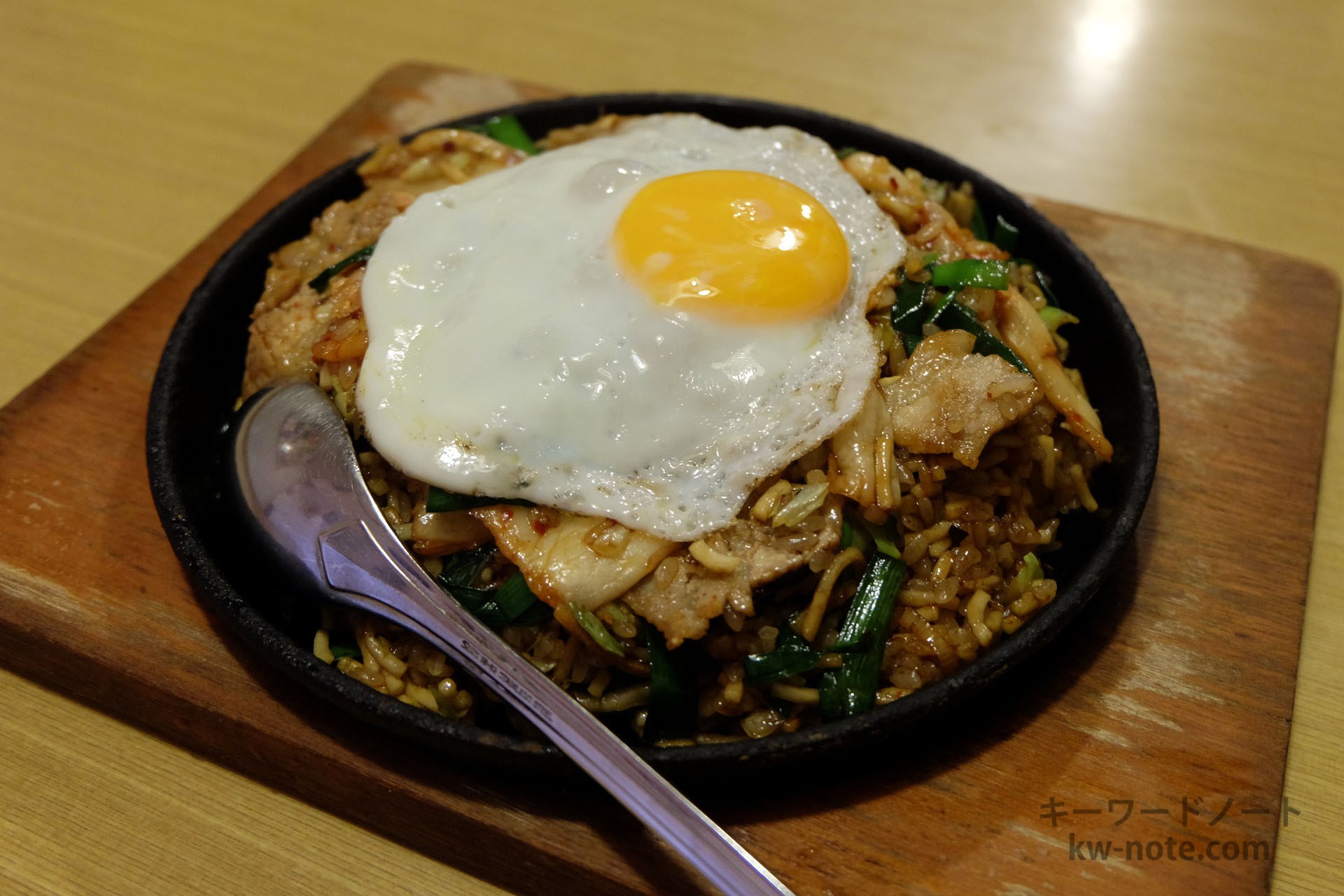 横から見たそばめし